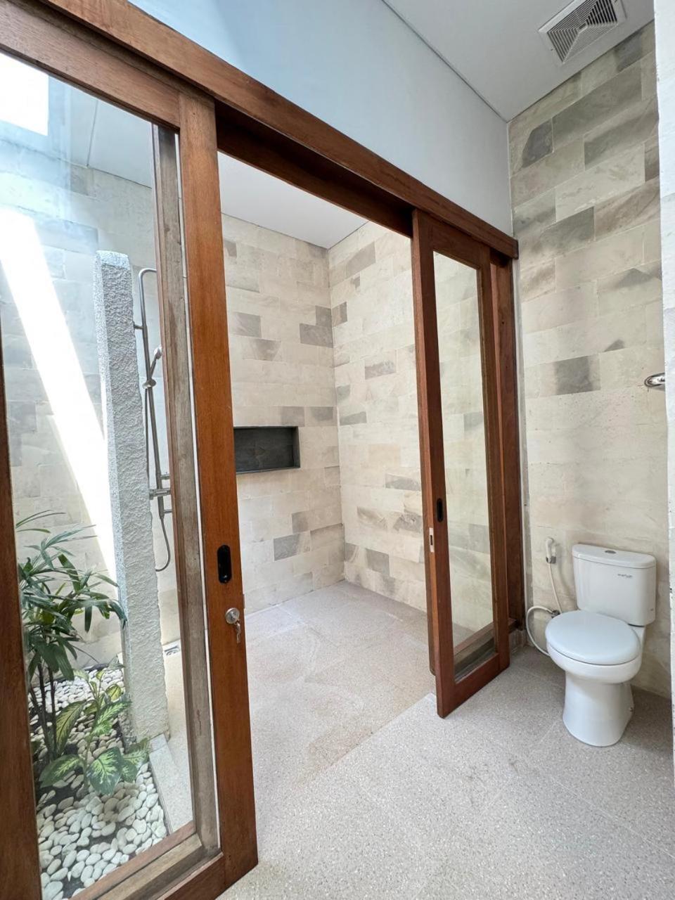 Nova Guest House Canggu  Ngoại thất bức ảnh